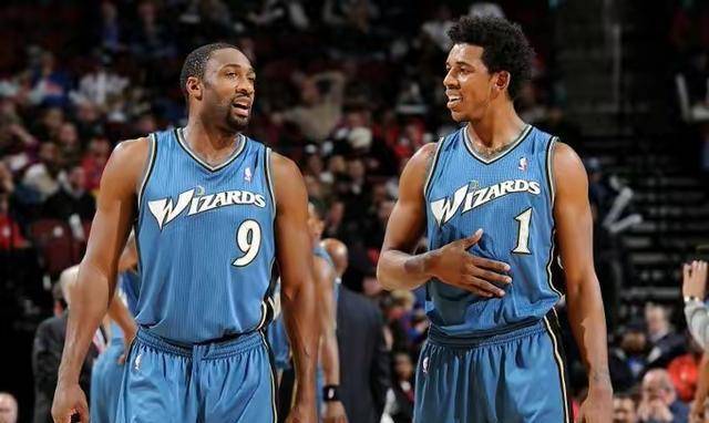 权威幻觉 权威幻觉